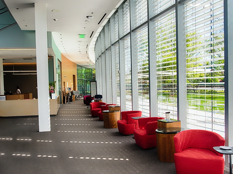 Aluminum extrusions powder coating